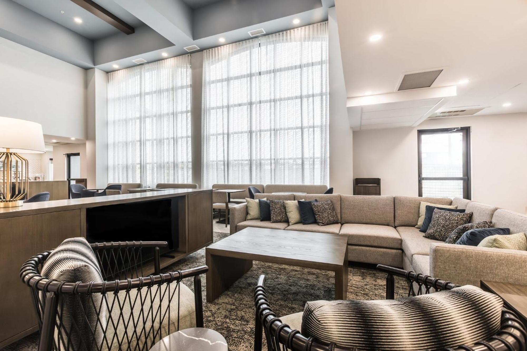 Staybridge Suites - Dawson Creek By Ihg Bagian luar foto