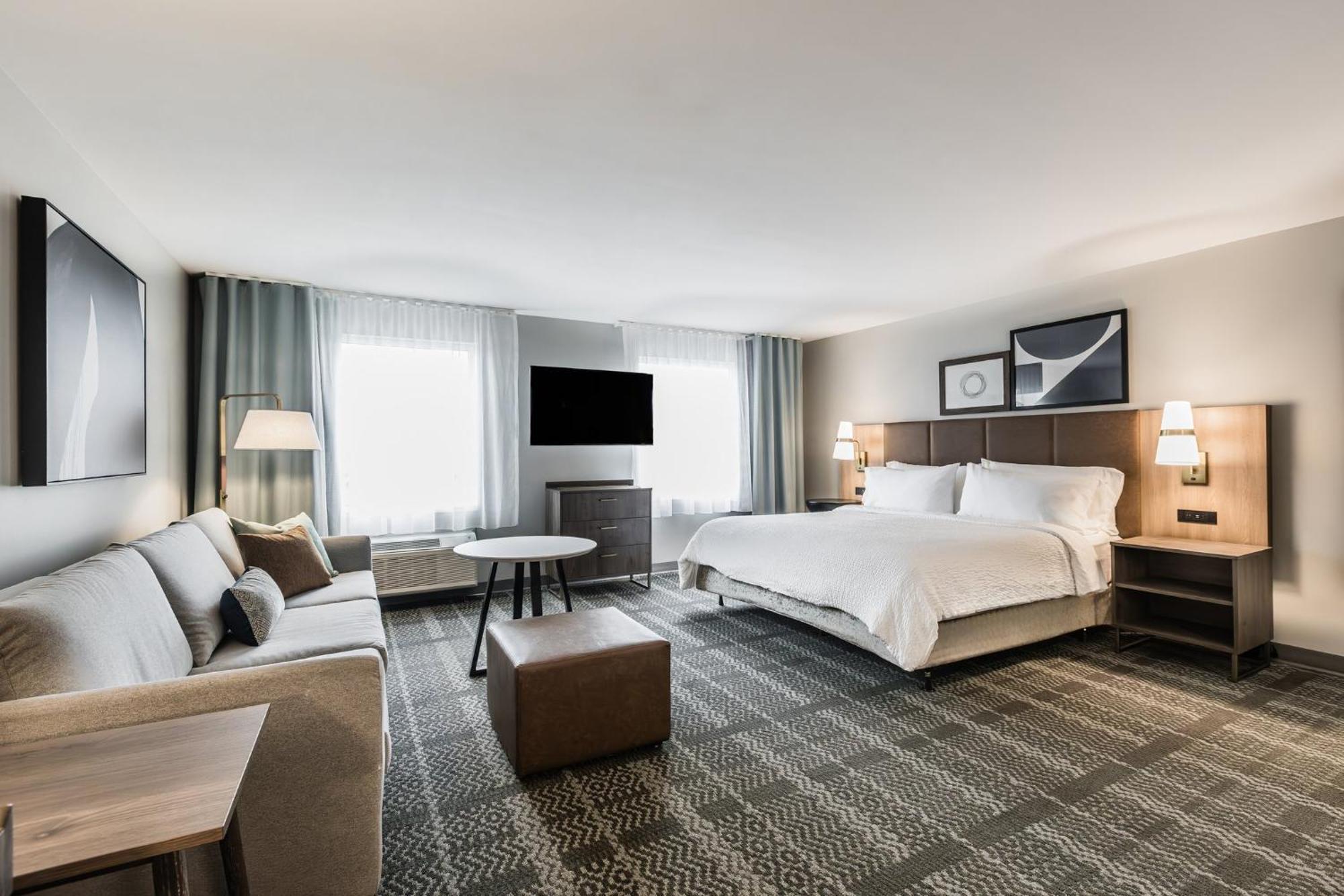 Staybridge Suites - Dawson Creek By Ihg Bagian luar foto