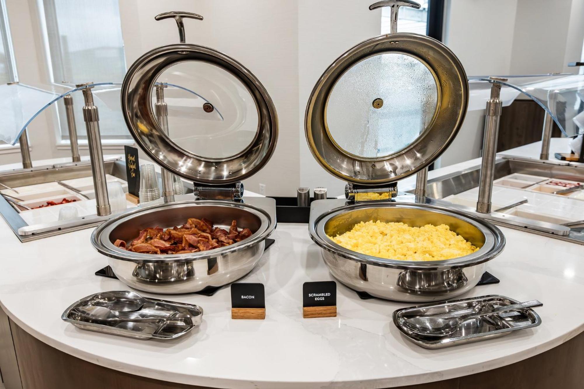 Staybridge Suites - Dawson Creek By Ihg Bagian luar foto