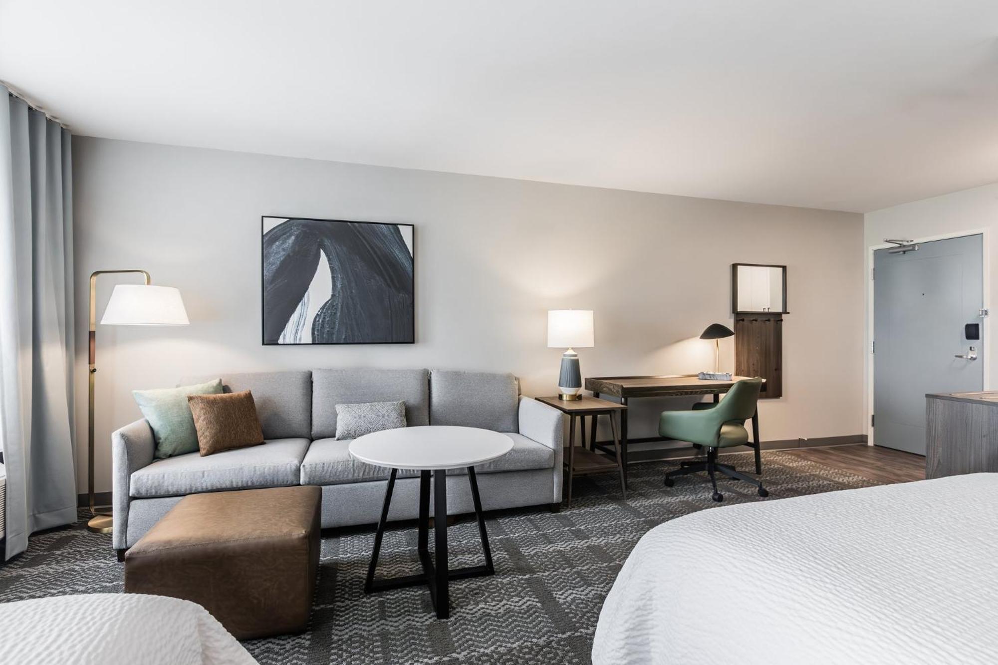 Staybridge Suites - Dawson Creek By Ihg Bagian luar foto