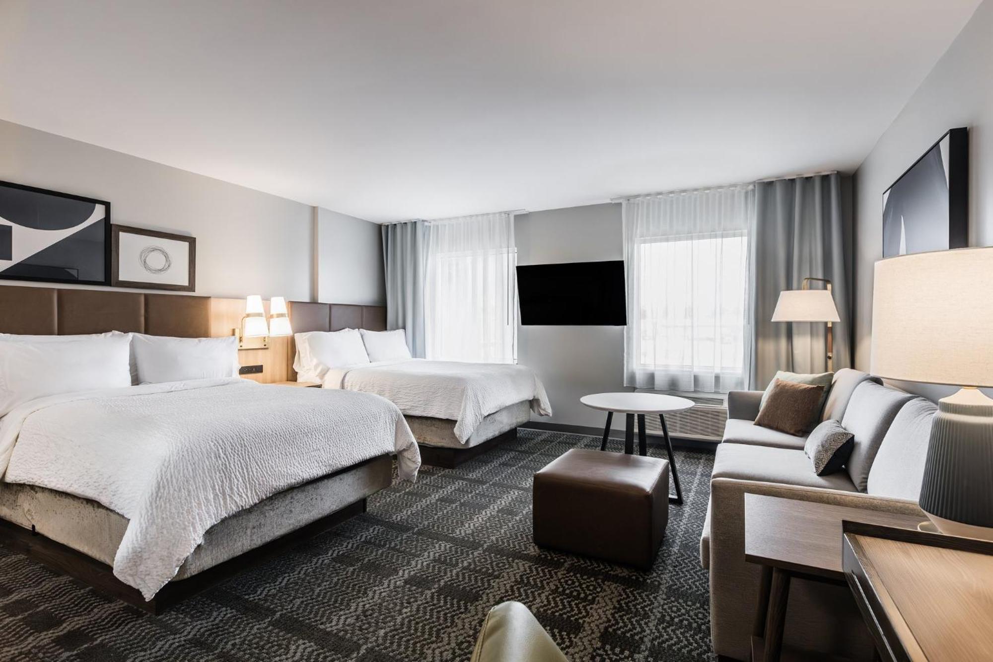 Staybridge Suites - Dawson Creek By Ihg Bagian luar foto