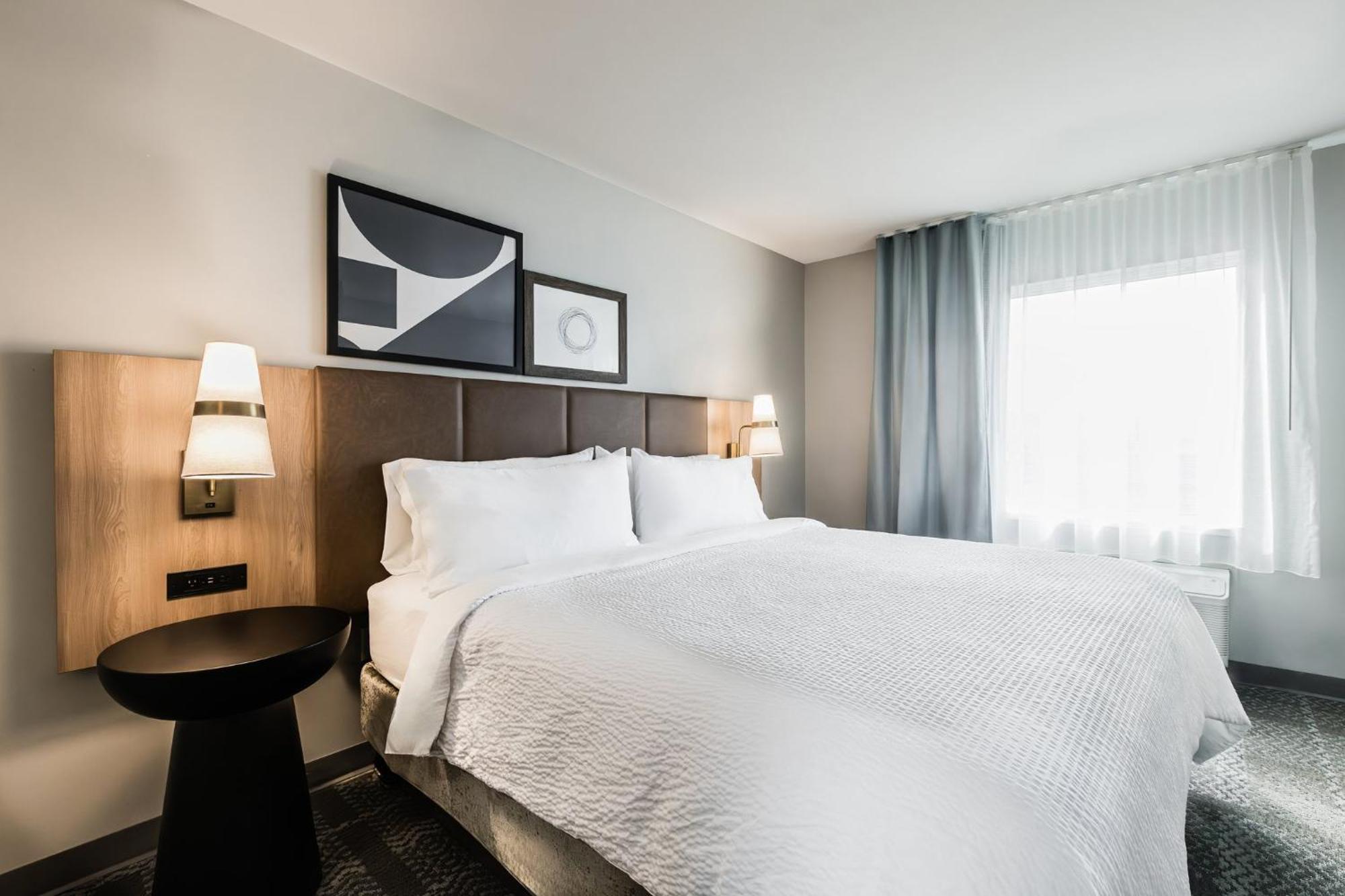 Staybridge Suites - Dawson Creek By Ihg Bagian luar foto